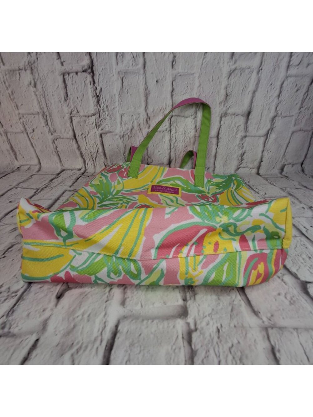 Lilly Pulitzer Estee Lauder Bright Tropical Print Tote Bag With Pink Lining & Du - Picture 7 of 8